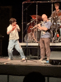 deniz chazz tambourine flute